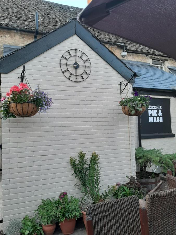 The Swan Hotel Eynsham Luaran gambar
